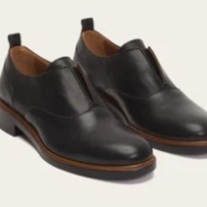 Annie Oxford Frye Women's black shoes